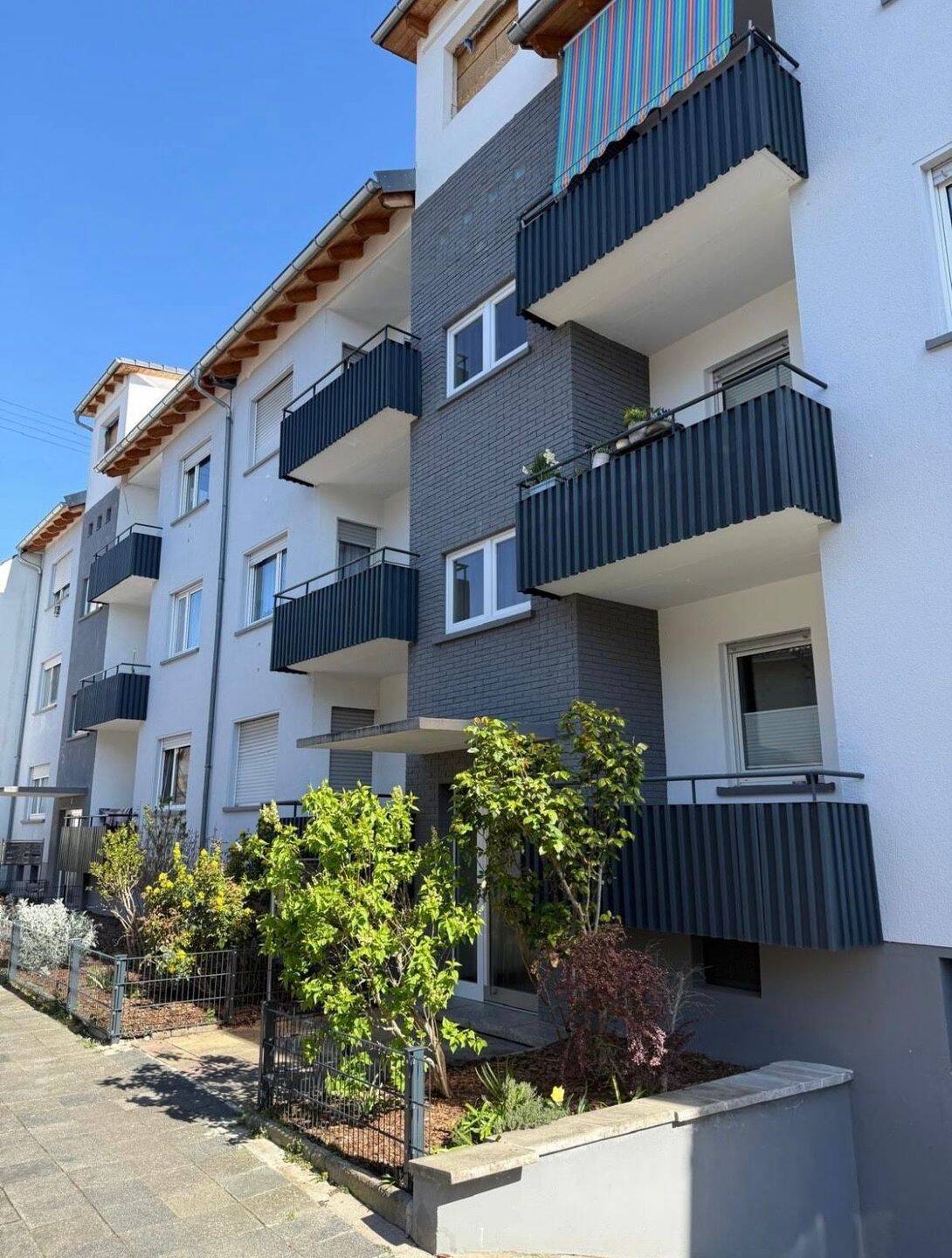 Erstbezug nach Sanierung – 2 Zimmer in LU Oppau, 67069 Ludwigshafen am Rhein (Edigheim Oppau Pfingstweide)