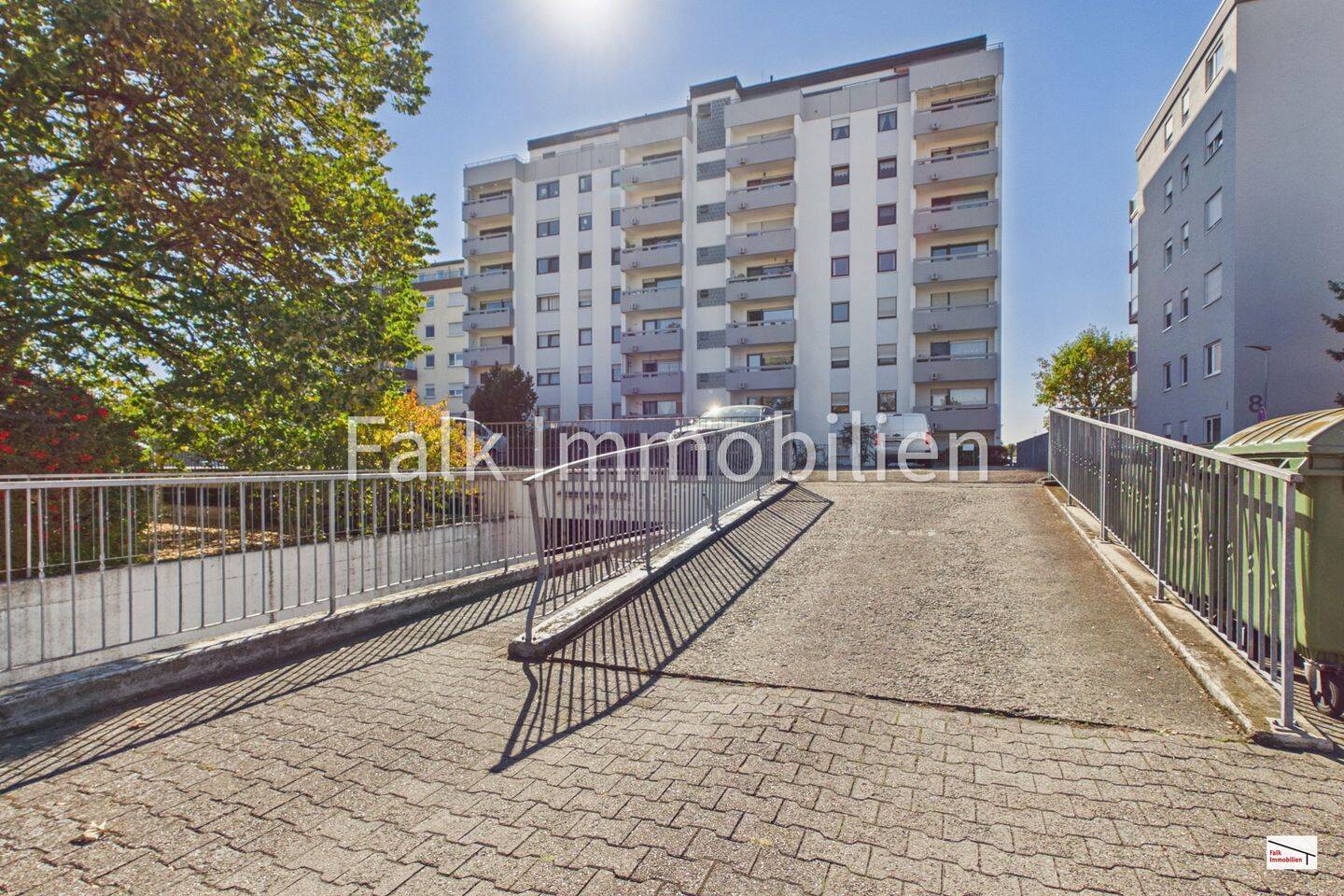 ***Platz für schöne Wohnmomente! 3 ZKBB-Wohnung mit Tiefgaragenstellplatz in Oftersheim***, 68723 Oftersheim