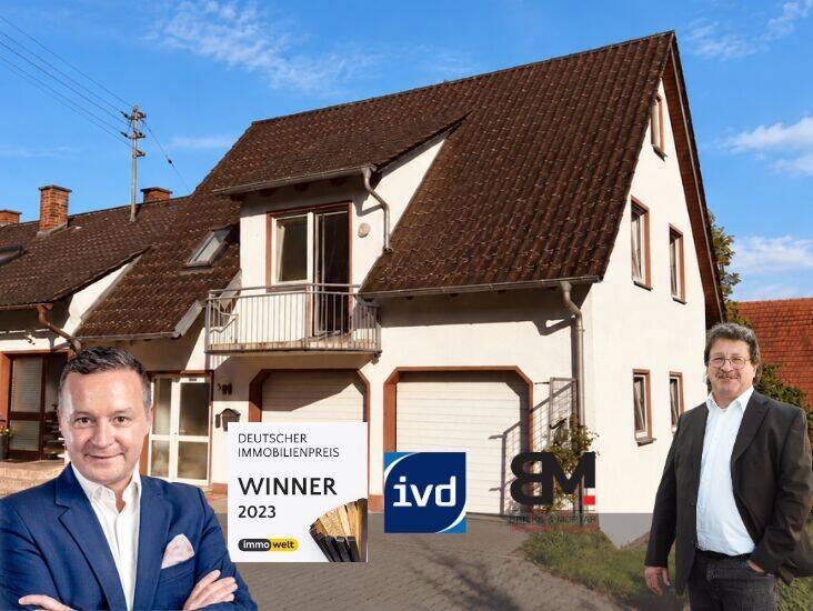 Maisonettewohnung mit besonderem Raumangebot, Balkon und Doppelgarage -sofort bezugsfrei-, 86637 Binswangen