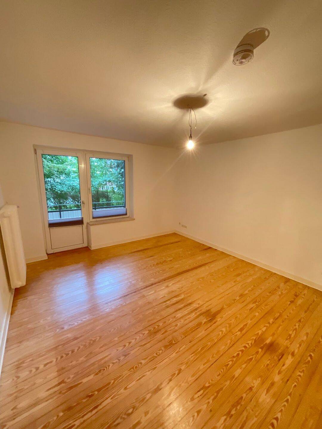 Schöne 2 Zimmer Wohnung mit großem Balkon., 24148 Kiel (Ellerbek Wellingdorf)