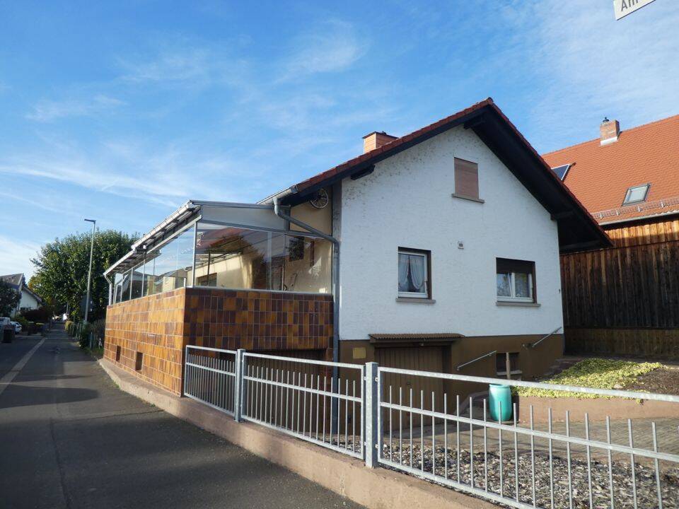 Großzügiges, gepflegtes Einfamilienhaus in Büches mit vielseitigem Raumangebot!, 63654 Büdingen