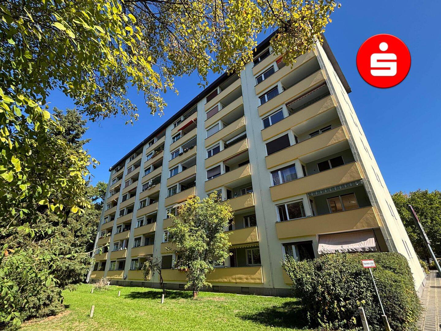 Gepflegte, familienfreundliche 3,5-Zi-ETW in Nürnberg-Luitpoldhain, 90478 Nürnberg (Dutzendteich Gleißhammer Glockenhof Sankt Peter Zerzabelshof)