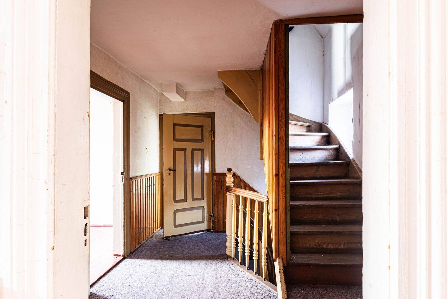 Haus in ruhiger dörflicher Lage, 6667 Stößen