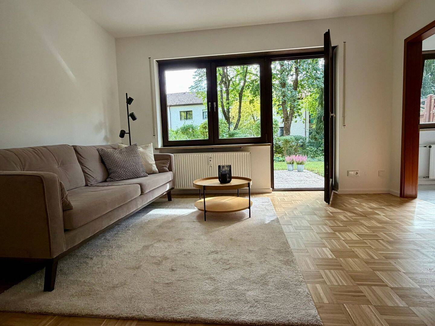 Möbliertes 1,5-Zimmer mit Terrasse (Erstbezug für 2 Jahre), 81241 München (Aubing-Lochhausen-Langwied Pasing-Obermenzing)