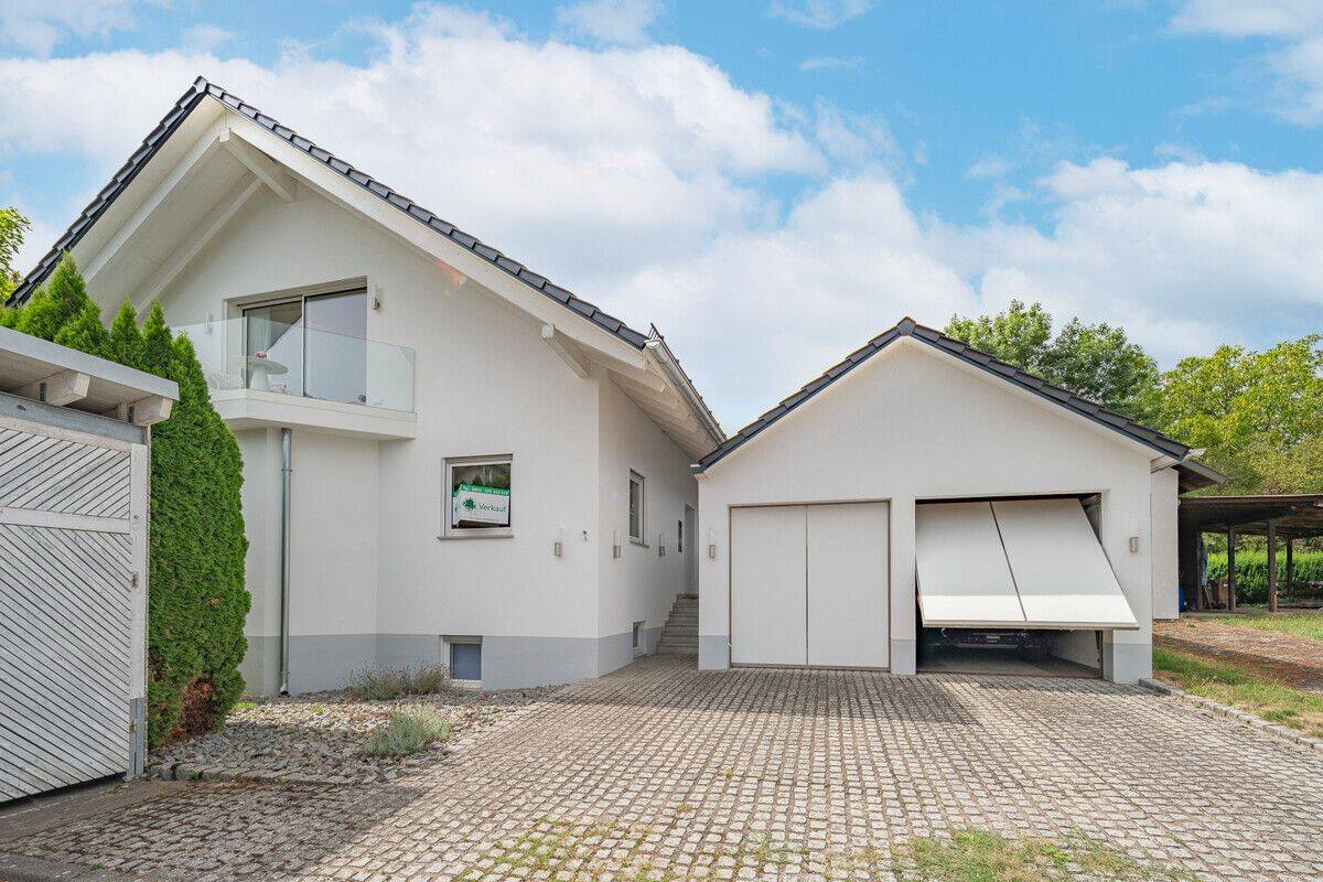 Großzügiges Wohnhaus in traumhafter Lage von Rottweil, 78628 Rottweil