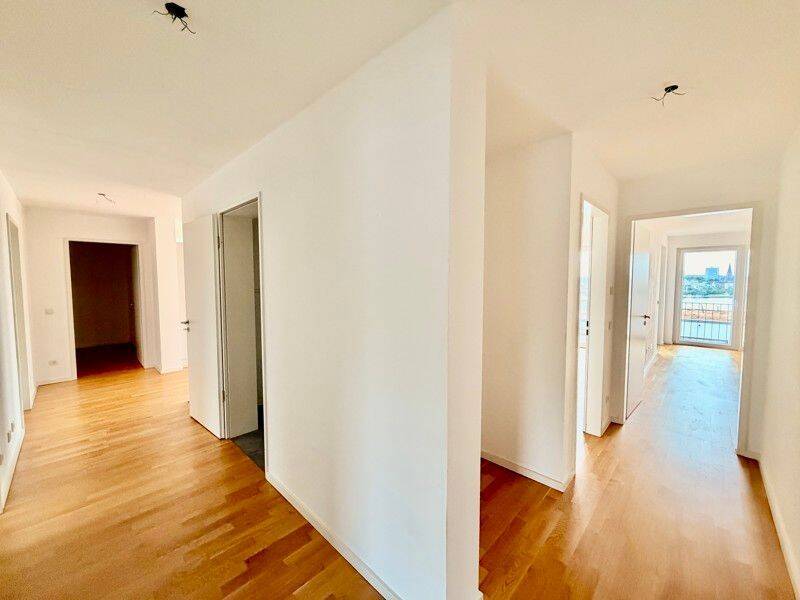 4-Zimmer-Wohnung mit Balkon und moderner Ausstattung, 44269 Dortmund (Benninghofen Berghofen Schüren)