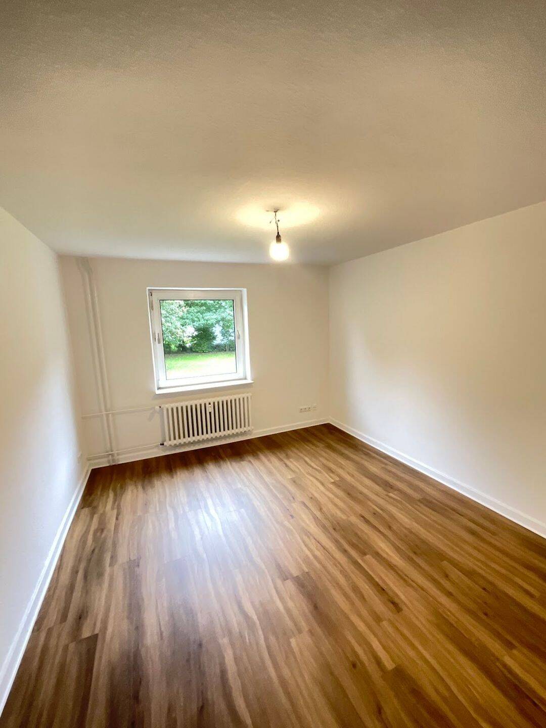 1,5 Zimmer Wohnung ideal für singles., 24148 Kiel (Ellerbek Wellingdorf)