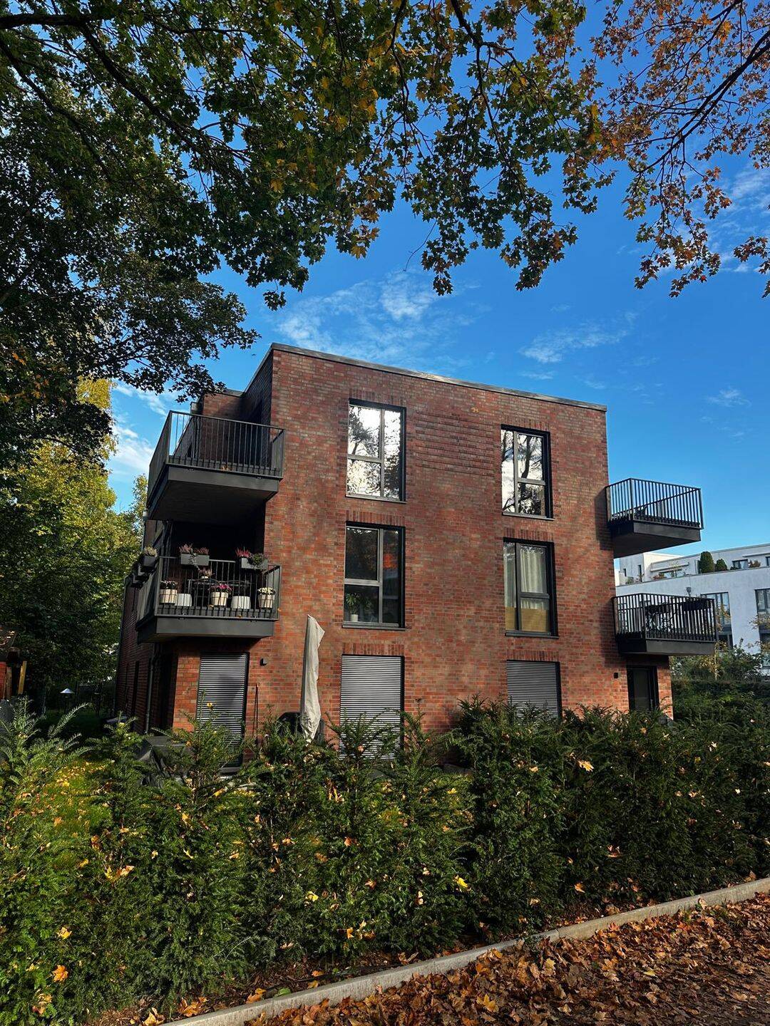 Top Neubau Penthouse Wohnung mit großem Balkon zu vermieten !, 22529 Hamburg (Hamburg-Nord)
