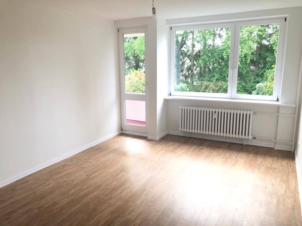 Schöne 2-2/2-Zimmer Wohnung mit Balkon Farmsen | GLADIGAU, 22159 Hamburg (Wandsbek Bramfeld Farmsen-Berne Sasel Tonndorf)
