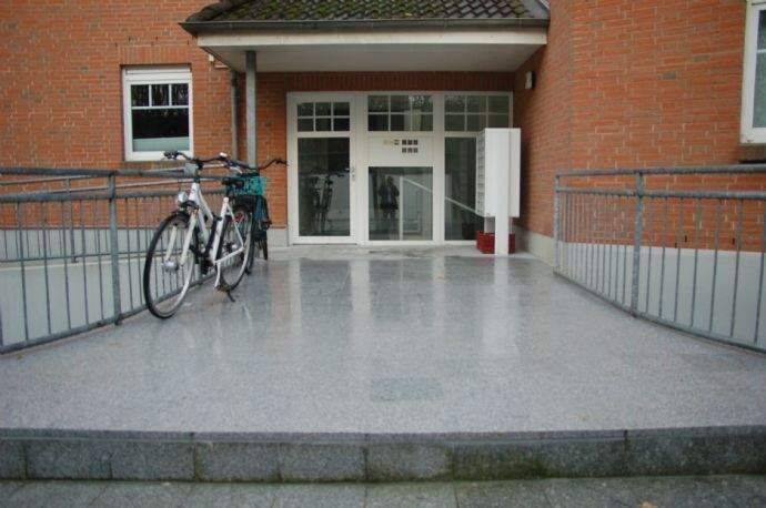 3 Zimmer Wohnung zentral in Schenefeld – mit Einbauküche, Balkon und Garage, 22869 Schenefeld