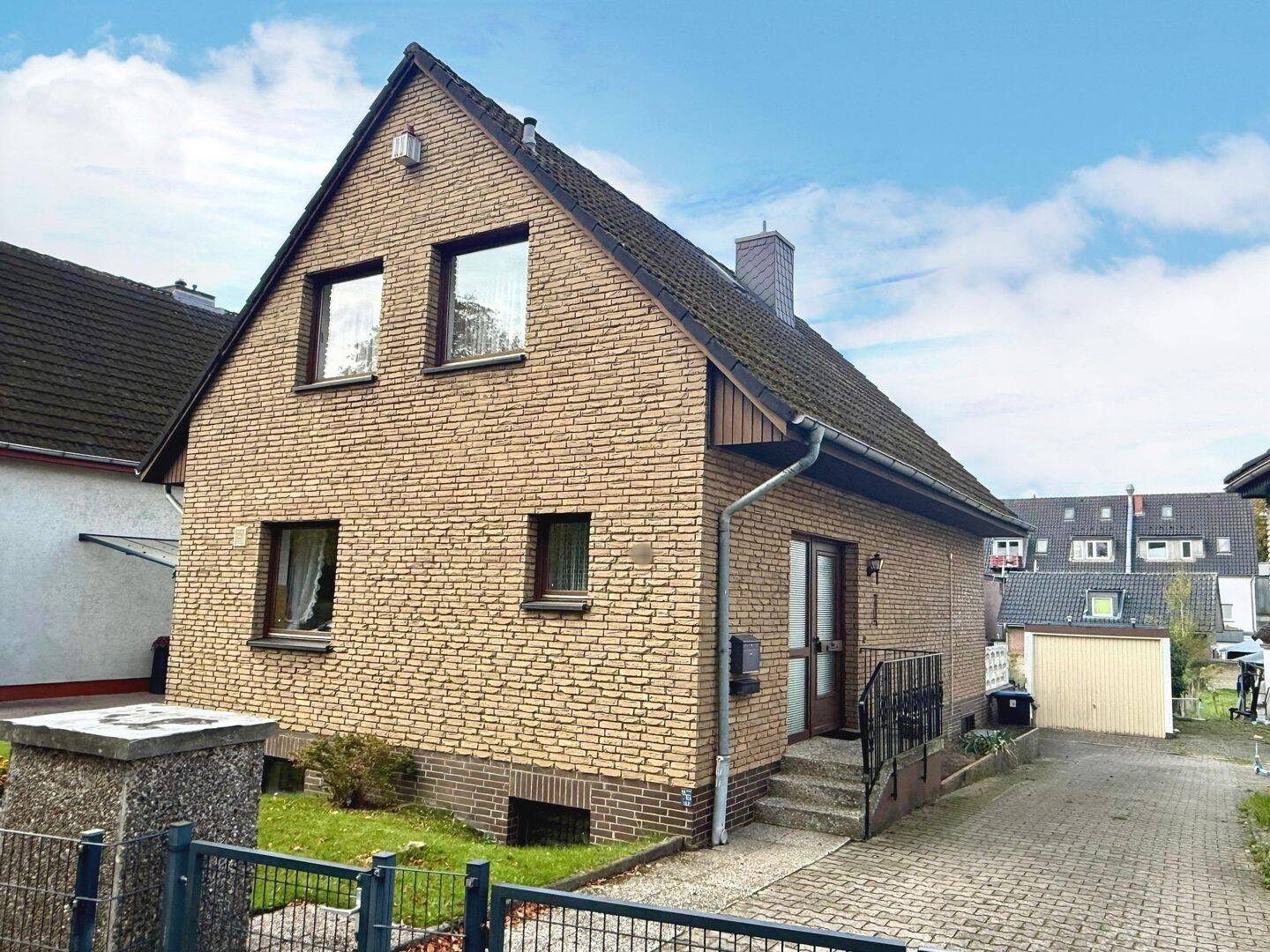 Freistehendes Einfamilienhaus auf Eigenland zentral in Kücknitz, 23569 Lübeck (Kücknitz Travemünde)