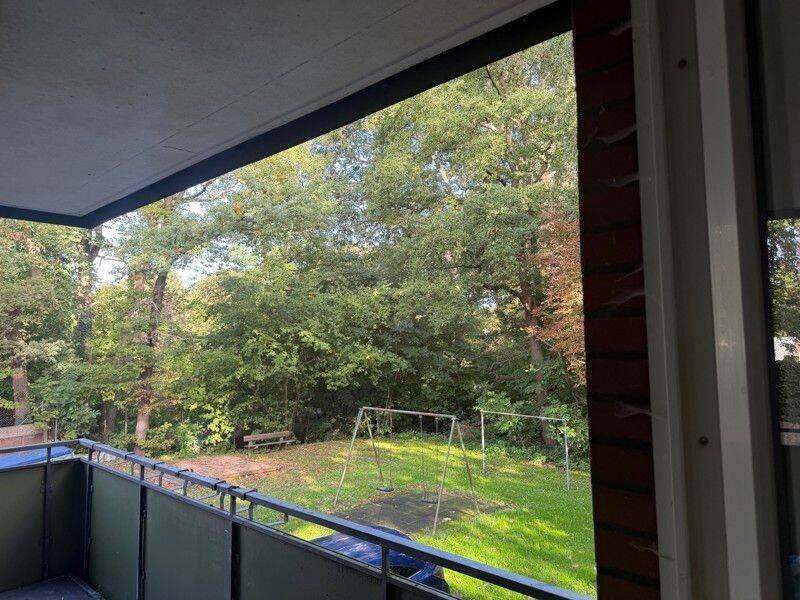 *Wir renovieren für Sie: gut geschnittene 4-Zimmerwohnung ab 01.12.26*, 23569 Lübeck (Kücknitz Travemünde)
