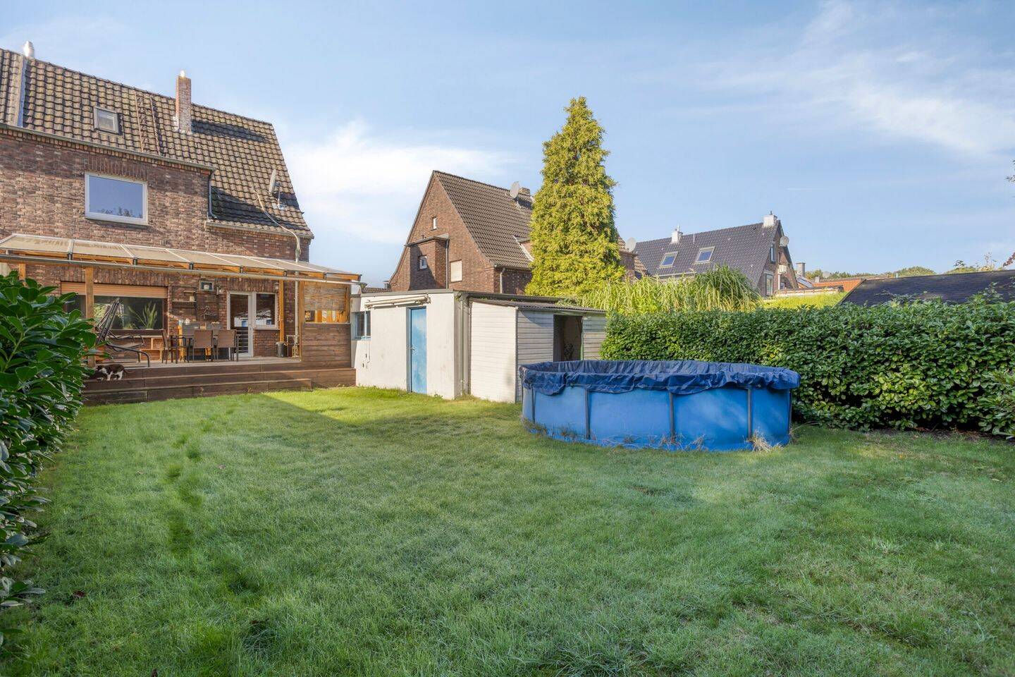 Platz für Ihr Familienleben – Doppelhaushälfte mit Garten in ruhiger Lage, 46149 Oberhausen (Alsfeld Buschhausen Schwarze Heide Stadtmitte Sterkrade-Mitte)