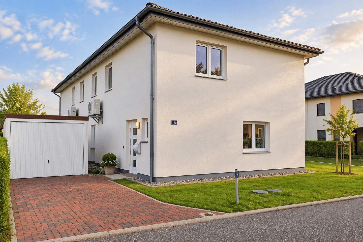 Moderne DHH mit Garage in Andershof, 18439 Stralsund