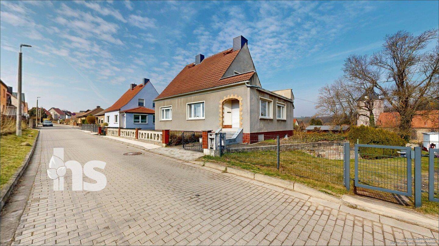PROVISIONSFREI: Einfamilienhaus in Mansfeld – viel Platz & Balkon-Option, 6343 Mansfeld