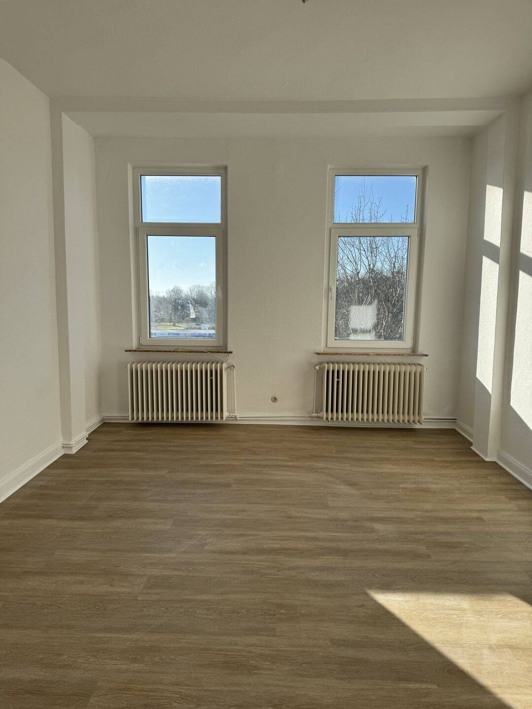 3 Zimmer-Wohnung mit Blick auf den Ems-Jade-Kanal, 26725 Emden