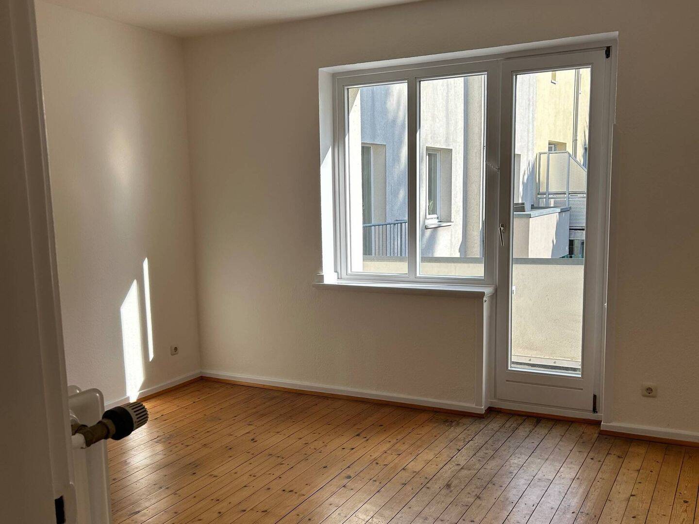 Helle 3-Zimmerwohnung mit Balkon in Hamburg-Horn, 22111 Hamburg (Mitte Billstedt Hamm Horn)