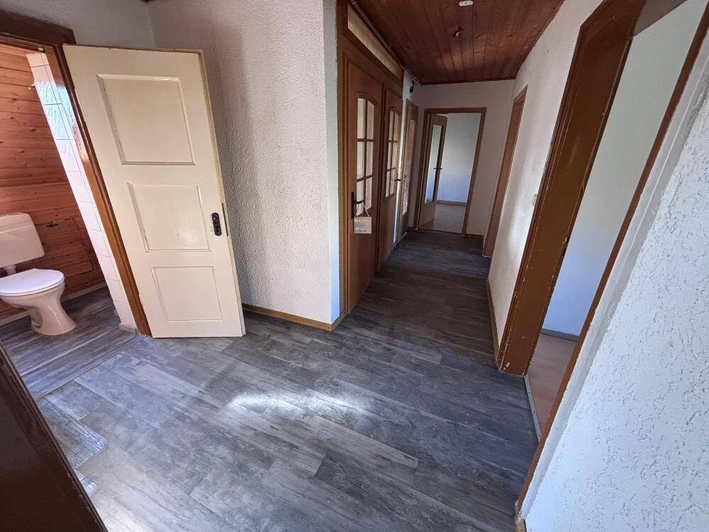 +++Sofort verfügbar: Dachgeschosswohnung mit 4 Zimmer, Küche und Bad+++, 66953 Pirmasens (Innenstadt)