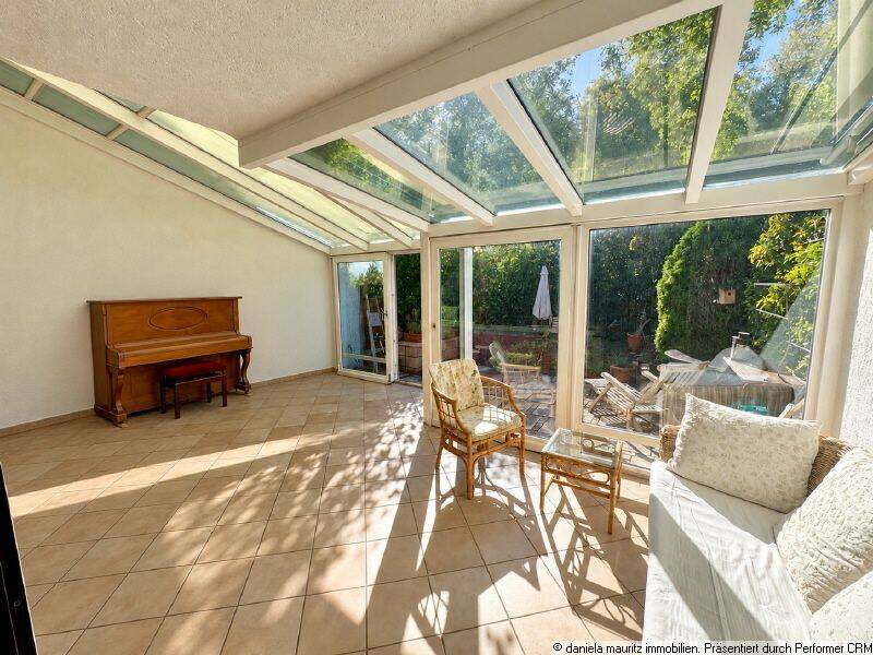Ein Zuhause voller Licht und Leben – Split-Level-Wohnen mit Seeblick, 85560 Ebersberg