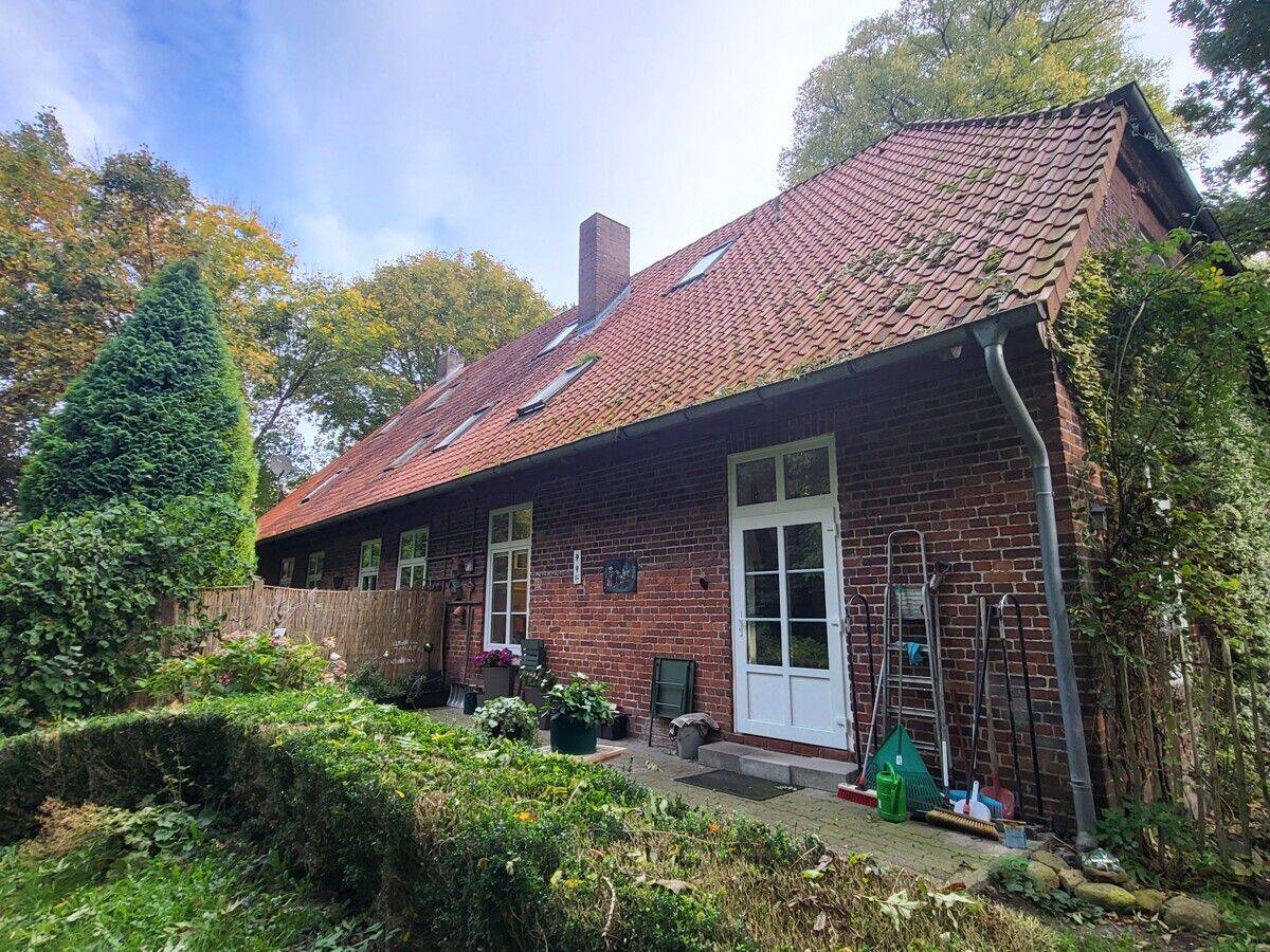 Wohnen im Grünen: Gepflegte 4-Zimmer-Altbauwohnung mit Garten, Kamin & Stellplatz in Ratzeburg, 23909 Ratzeburg