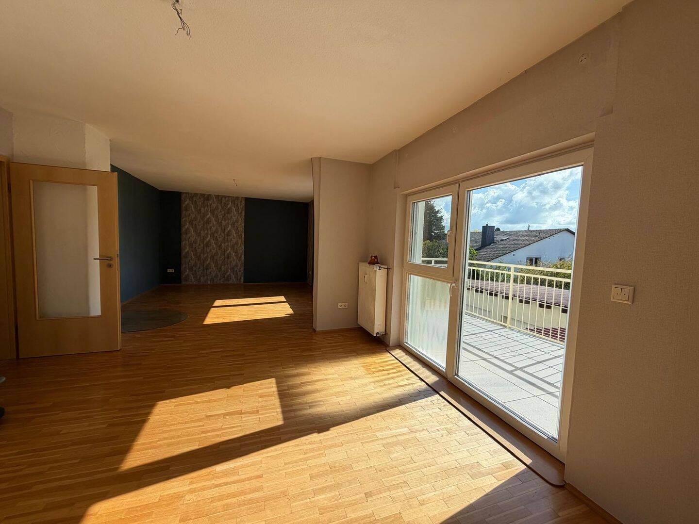 Großzügige 4-Zimmer Wohnung mit Balkon in Pohlheim- Watzenborn, 35415 Pohlheim