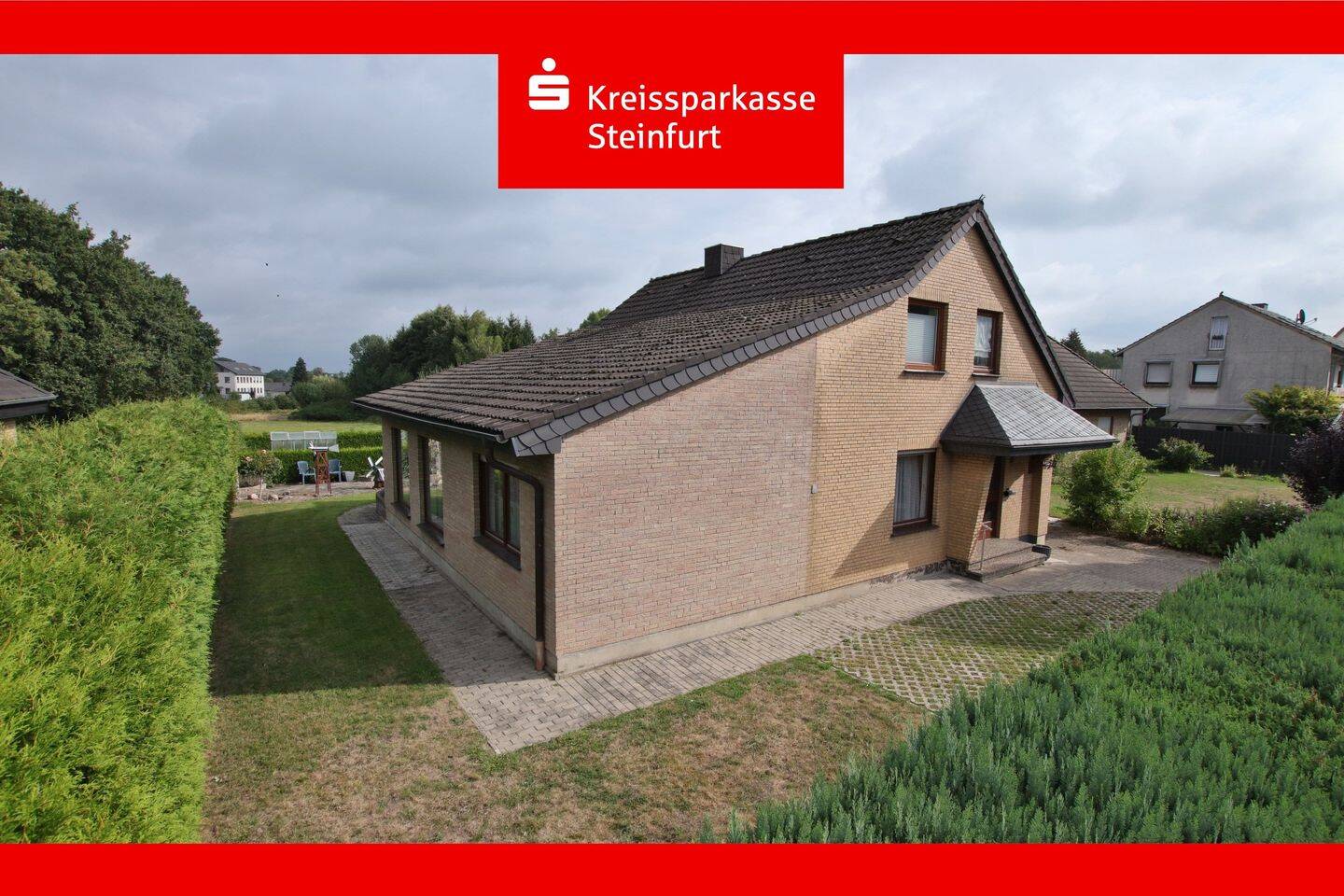 Gepflegtes Einfamilienhaus mit zwei Wohneinheiten in Lotte, 49504 Lotte