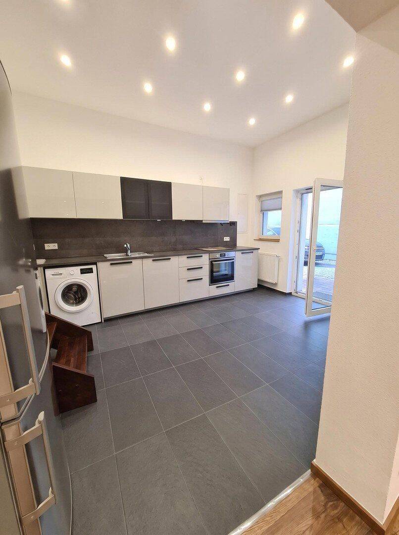 Möblierte 2,5-Zimmer-Maisonette mit Terrasse & Einbauküche – 70 m², St. Leon-Rot, 68789 St. Leon-Rot (Sankt Leon)