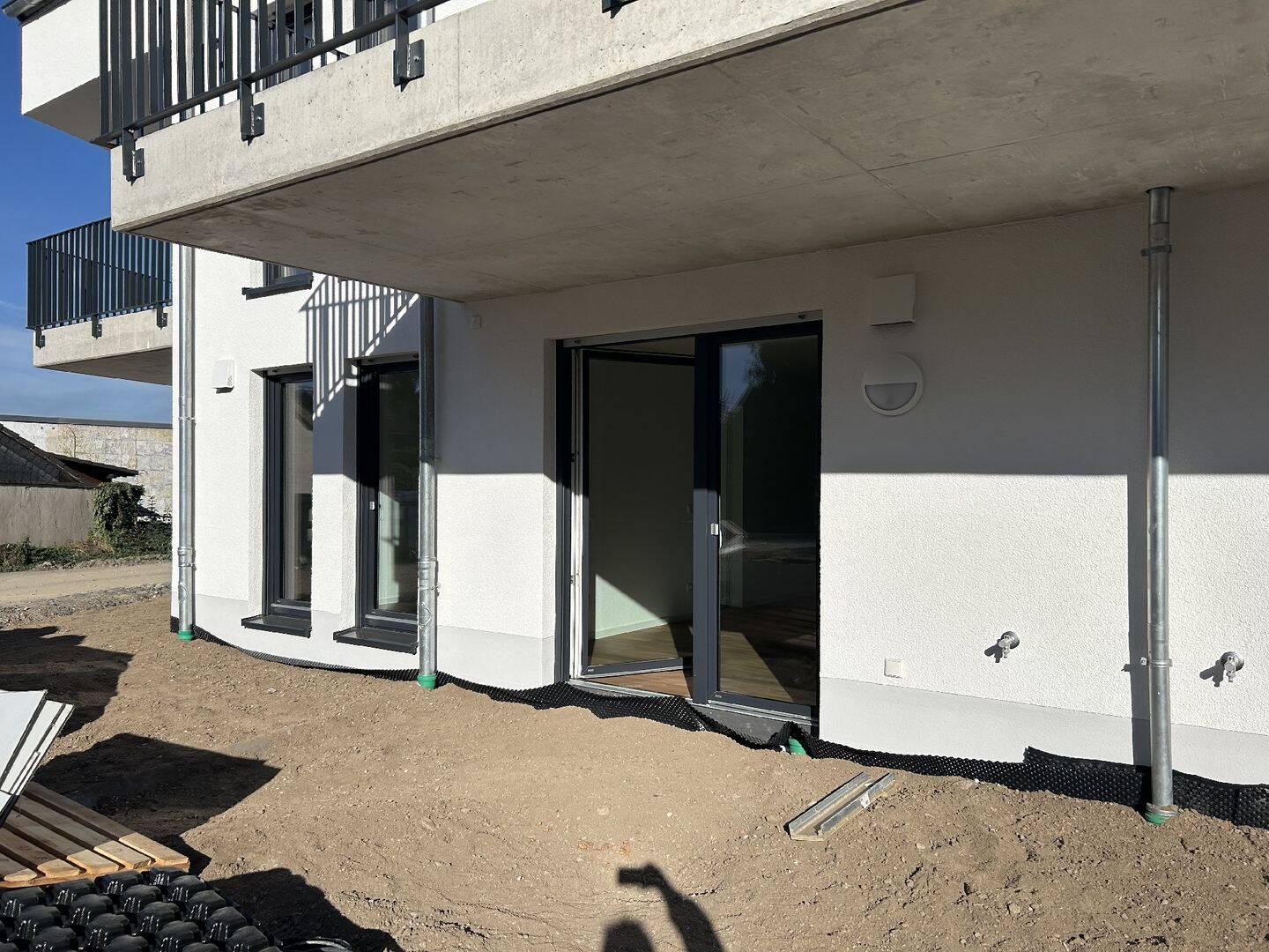 Gartenidylle im Zentrum: barrierefreie 2-Zimmer-Wohnung mit Garten, 51375 Leverkusen (Schlebusch)
