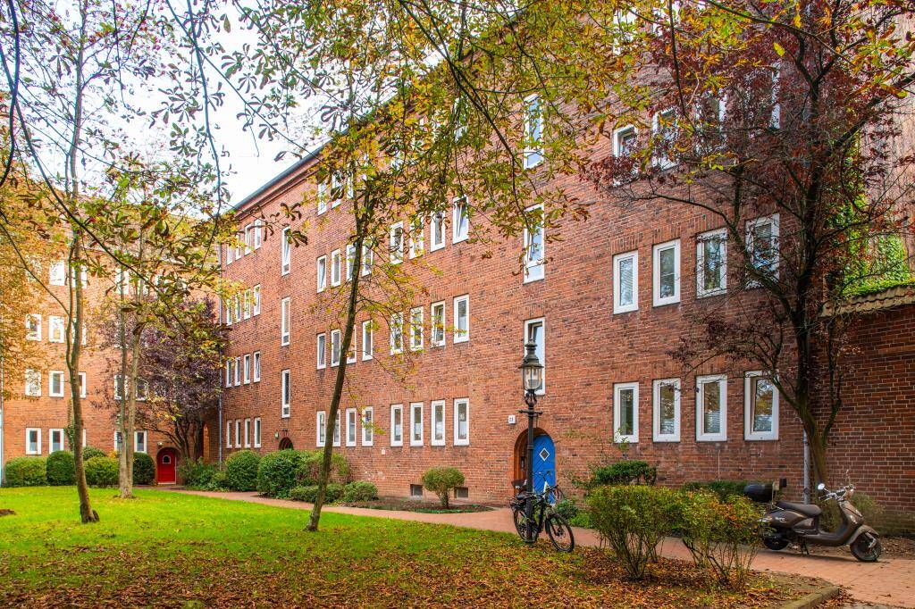 Gemütliche 2,5-Zimmer-Wohnung mit Dielenboden und Badewanne in Kiel, 24143 Kiel (Gaarden-Ost Gaarden-Süd)