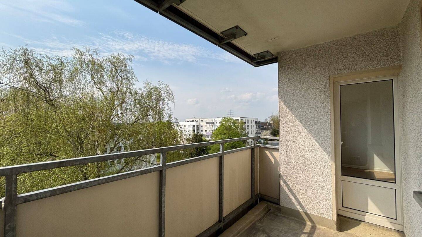 Erstbezug nach Renovierung! 3 Zimmer Wohnung mit Balkon!, 45527 Hattingen