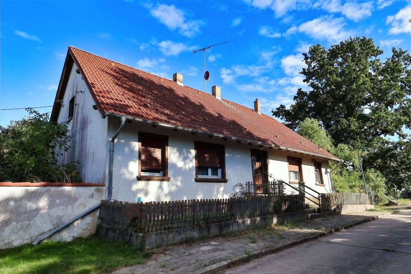 Provisionsfreies Sanierungsobjekt mit großzügigem Grundstück in Oderaue Neurüdnitz, 16259 Oderaue