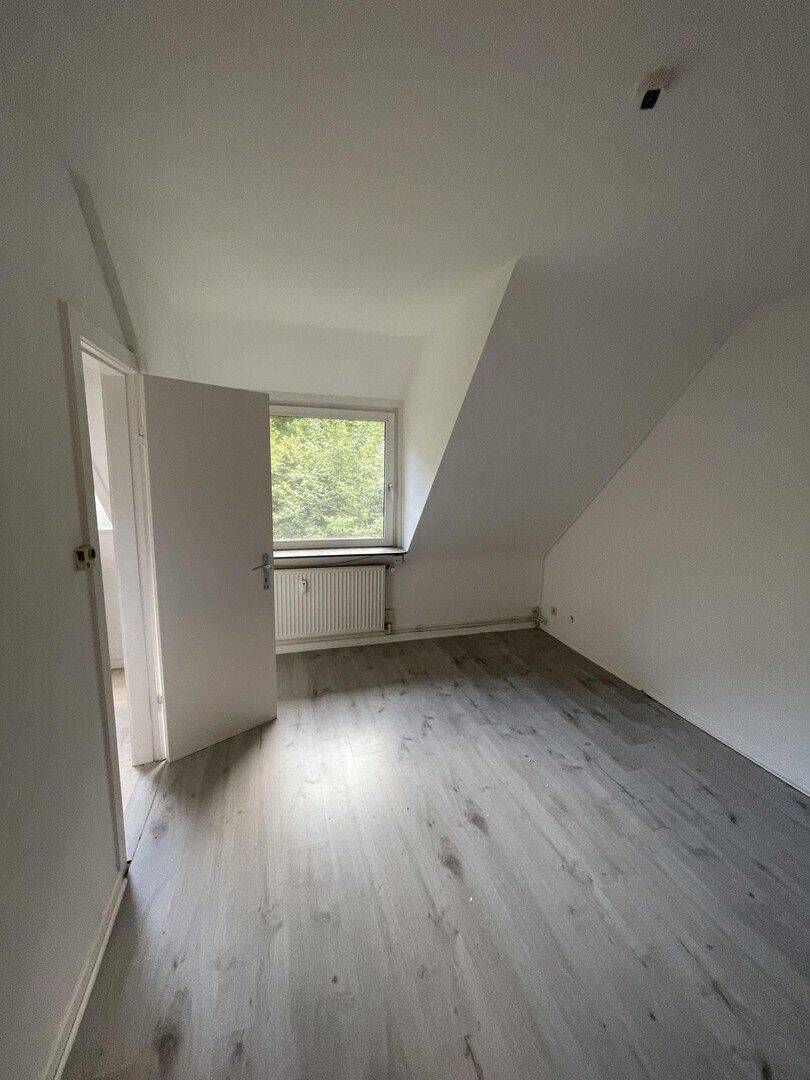 Helle 1-Zimmerwohnung im Grünen Rissen, 22559 Hamburg (Altona Rissen)