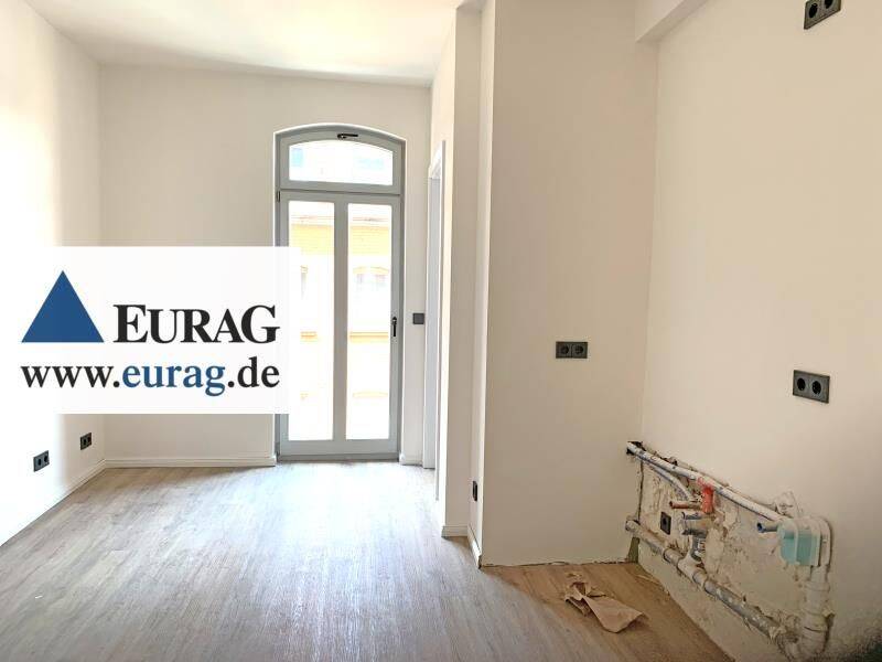 N-Steinbühl: Erstbezug! Schön & hell: 3-Zi-Whg., 1.OG (m.A.), Balkon, Einbauküche, Kühlung, Stpl., 90459 Nürnberg