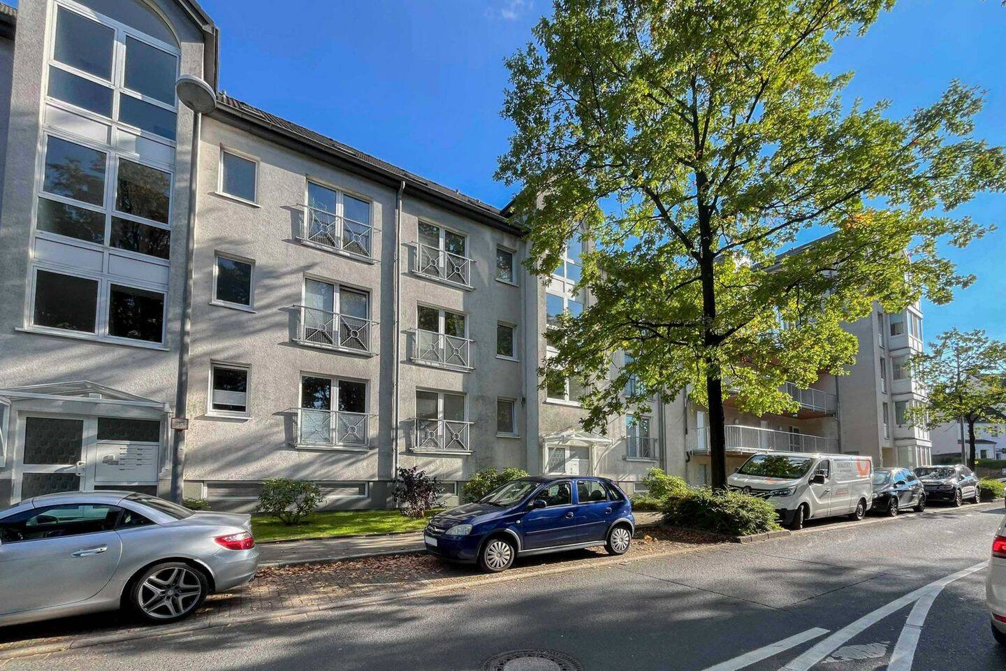 Bezugsfrei! – Modernisierte 2-Zimmer Wohnung in zentraler Lage von Velbert, 42551 Velbert