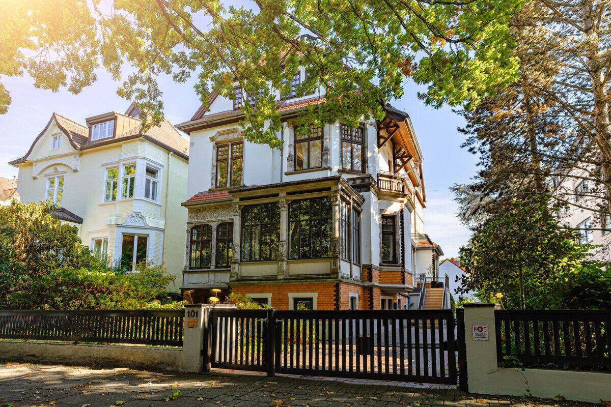 Traumhafte 4-Zimmer-Wohnung in denkmalgeschützter Kaufmannsvilla, 28209 Bremen (Barkhof Bürgerpark Bürgerweide/Barkhof Schwachhausen)