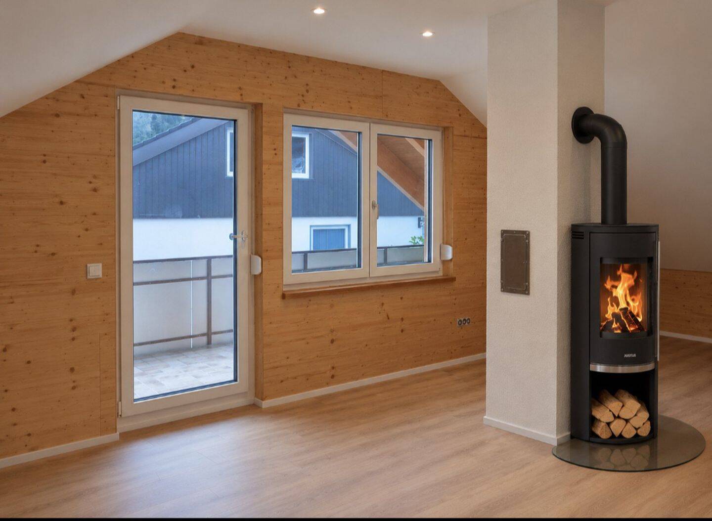 Erstbezug 2,5 Zimmer Wohnung mit großer Loggia, 72160 Horb am Neckar