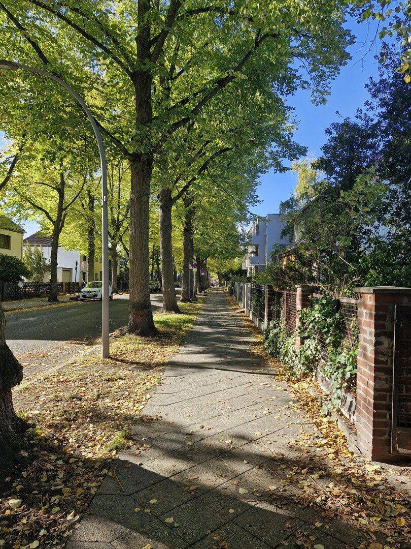 Haus mit großem Garten Baujahr 1919. Sanierungsbedürftig und förderfähig., 13437 Berlin (Reinickendorf Kolonie Müller Kolonie Roedernallee Wittenau)