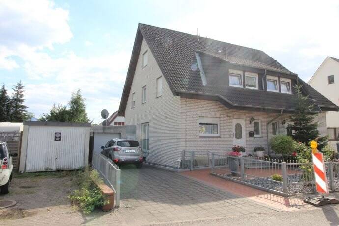 Schöne DHH in Bünde Zentrale lage, 32257 Bünde