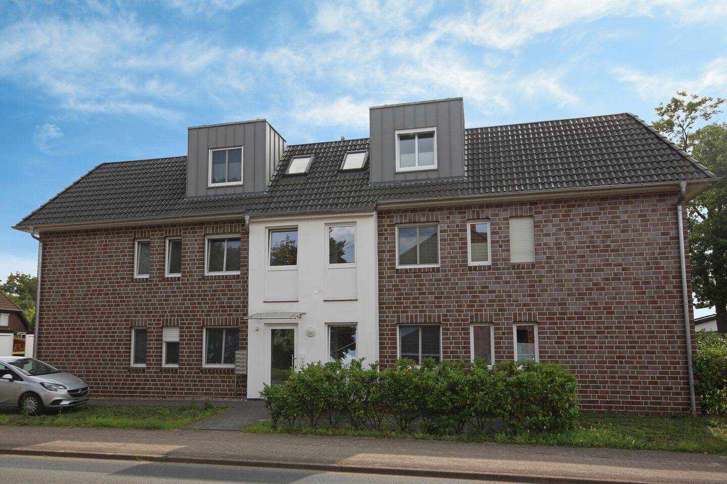 Moderne 3-Zimmer-Wohnung in Weyhe-Leeste – mit Balkon, Aufzug & Garage, 28844 Weyhe