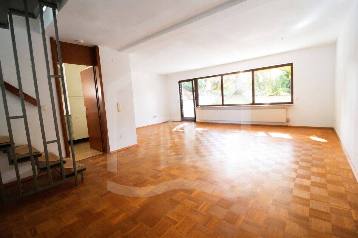 Heilbronner Bestlage – Maisonettewohnung mit eigenem Garten und Hauscharakter, 74076 Heilbronn (Heilbronn Neckarbogen)