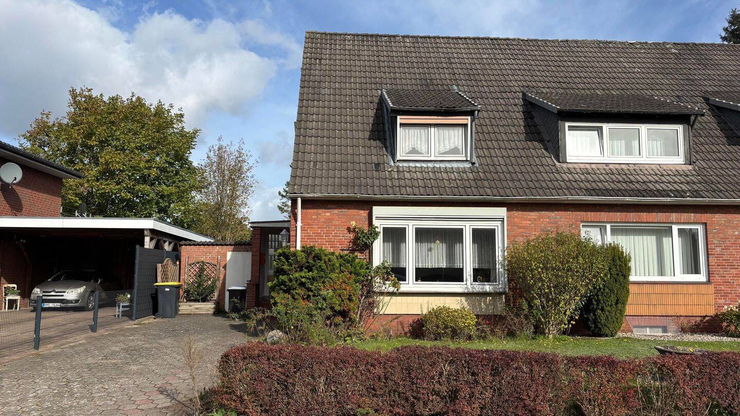 DHH mit viel Grund zum verwirklichen, 24536 Neumünster (Brachenfeld Einfeld Tungendorf)