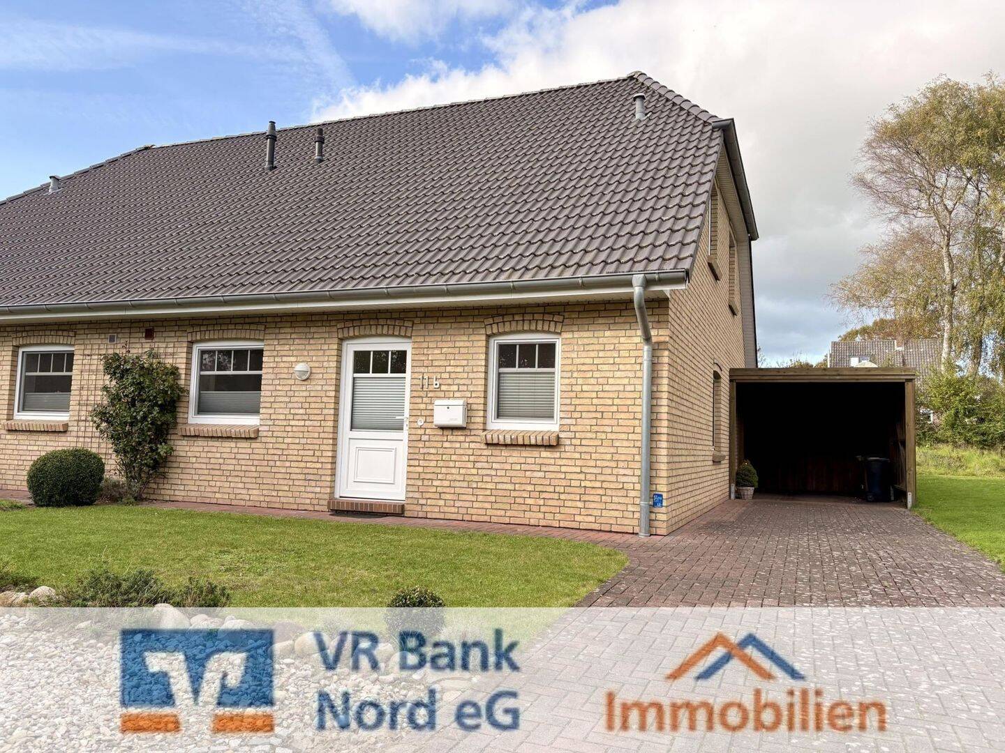 Attraktive Doppelhaushälfte mit Garten und Carport in ruhiger Sackgassenlage, 25821 Bredstedt