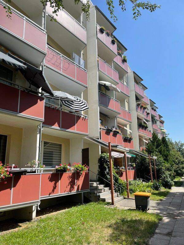 Familienfreundliche 3-Zimmer-Wohnung nähe Zoopark!, 99087 Erfurt (Hohenwinden Roter Berg)