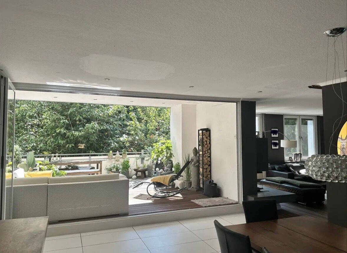 Loftgefühl am Herforder Wall: 214 m², Süd-Balkon, Kamin und exklusive Poggenpohl-Küche, 32052 Herford