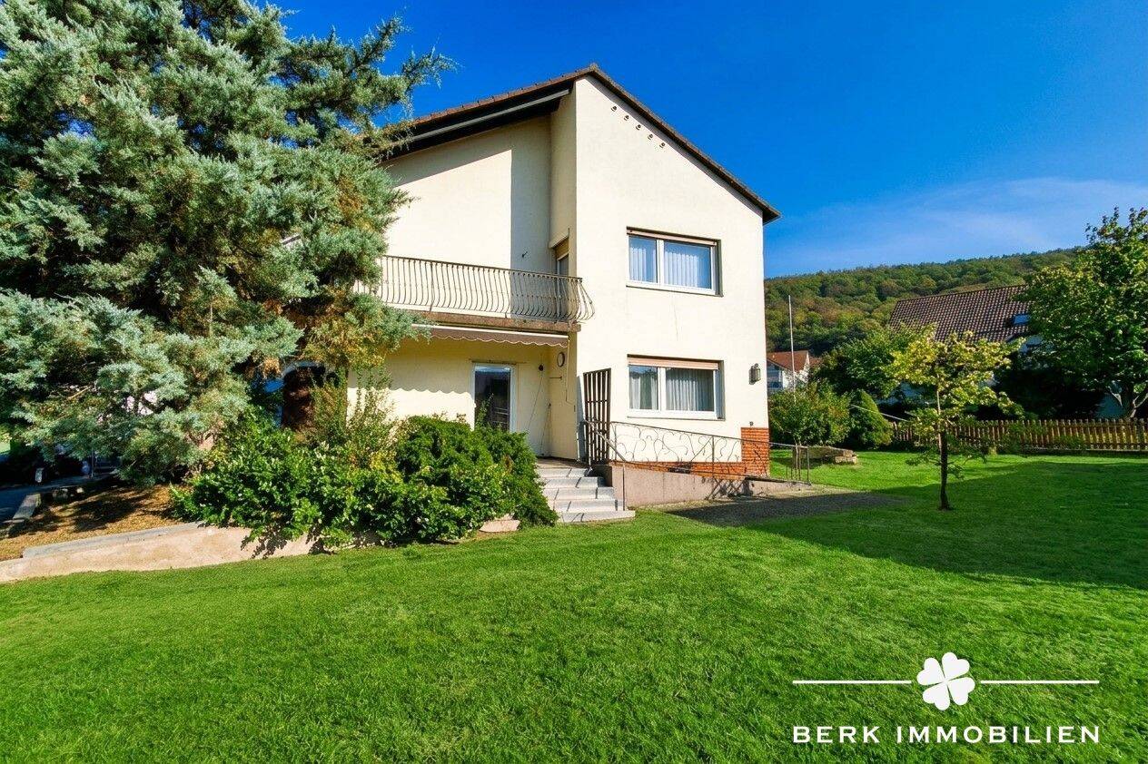 BERK Immobilien – Ein Haus zum Verlieben: Einfamilienhaus mit Charme und viel Platz in Klingenberg/Röllfeld, 63911 Klingenberg a. Main