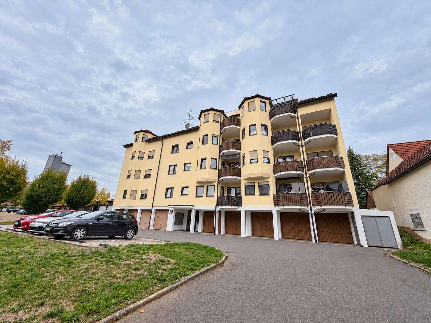 Gepflegte 2-Zimmer-Wohnung mit Balkon & Stellplatz!, 74575 Schrozberg