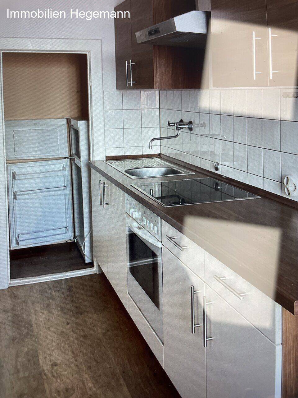 Schöne 3 Zimmer Wohnung mitten in der Fußgängerzone !, 26725 Emden