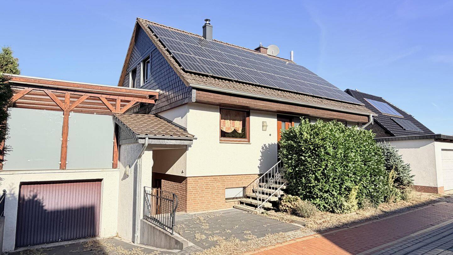 Ein Zuhause zum Ankommen – mit Garten, Kamin und PV-Anlage in Klötze, 38486 Klötze