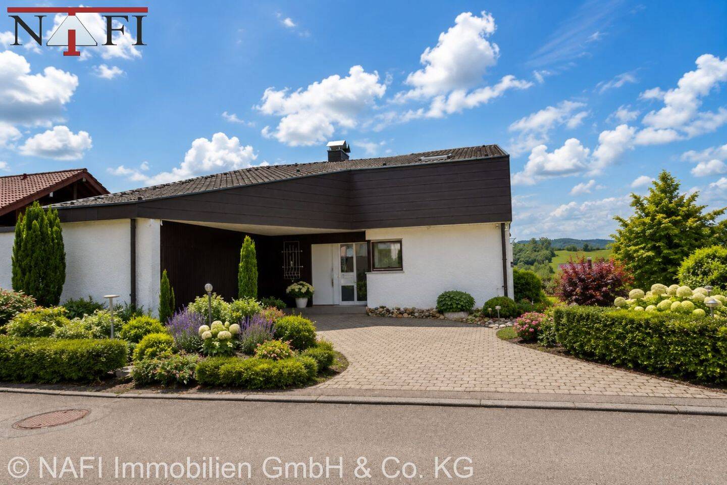 *** Stilvolles Einfamilienhaus – mit besonderem Charakter ***, 71549 Auenwald