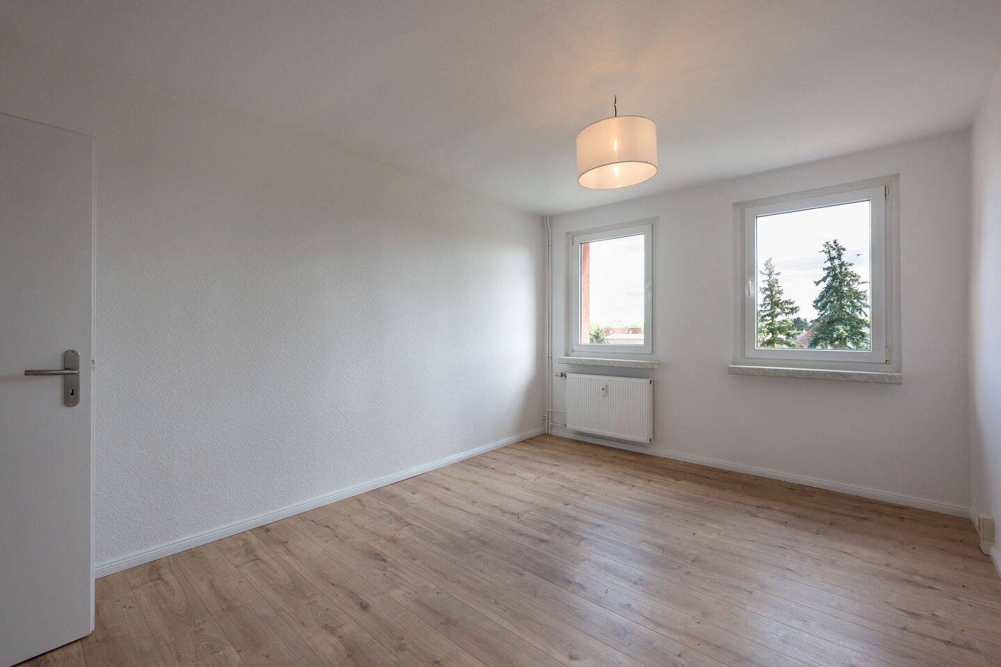 Ihre renovierte 3-Zimmerwohnung mit neuer EBK & 2 Stellpl., 16244 Schorfheide